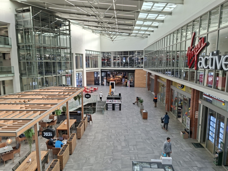 To Let Commercial Property for Rent in Somerset West Mall Triangle Western Cape